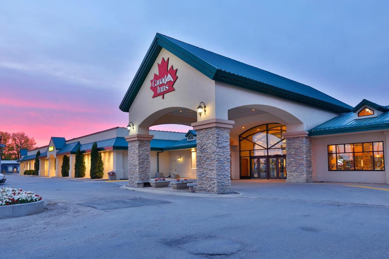 Canad Inns Destination Centre Portage La Prairie Exterior foto